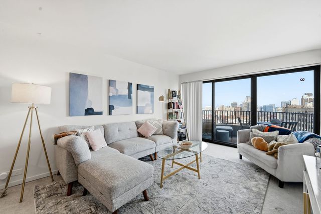 2020 N Lincoln Park W 19C, Chicago, IL 60614