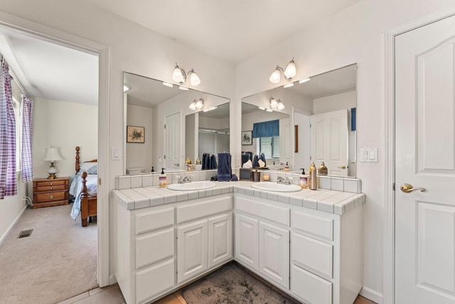 18591 Ponderosa Hills Rd, Volcano, CA 95689