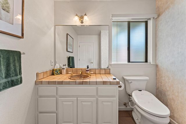 18591 Ponderosa Hills Rd, Volcano, CA 95689