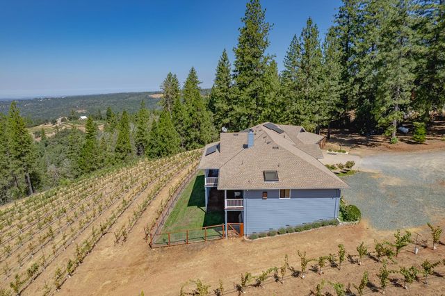18591 Ponderosa Hills Rd, Volcano, CA 95689