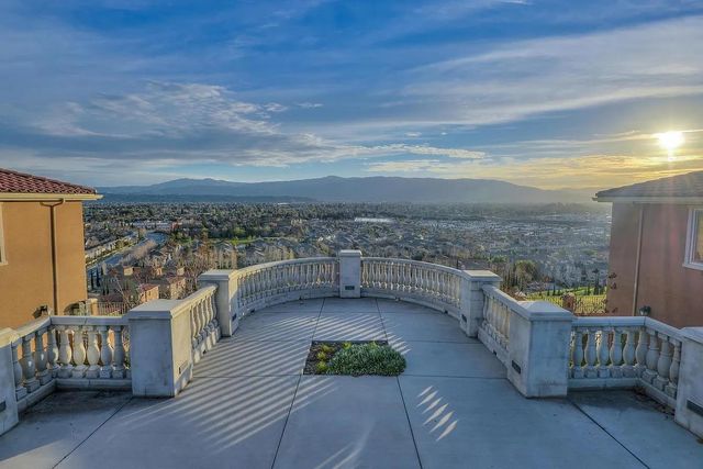 2988 Grassina Street 409, San Jose, CA 95136