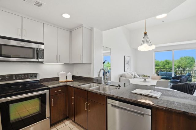 2988 Grassina Street 409, San Jose, CA 95136