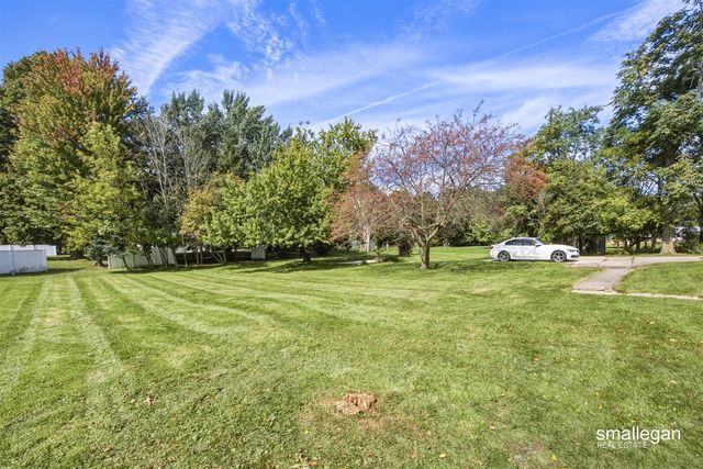 1897 Manning Avenue, Grand Rapids, MI 49534