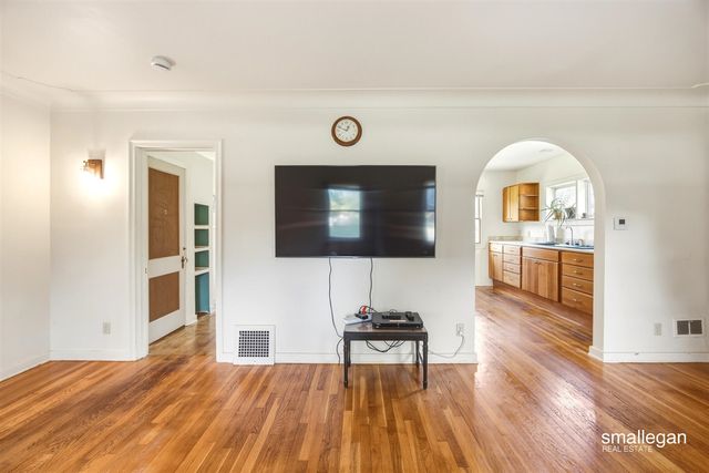 1897 Manning Avenue, Grand Rapids, MI 49534