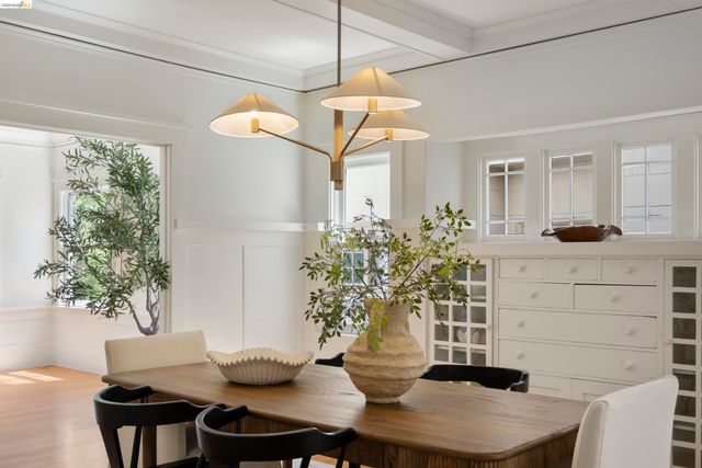 1611 Rose St, Berkeley, CA 94703