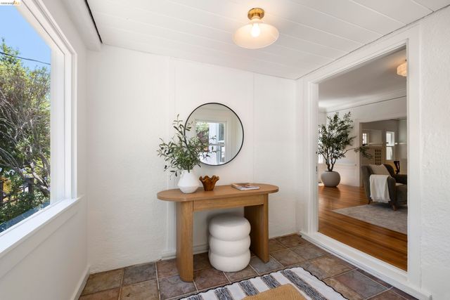 1611 Rose St, Berkeley, CA 94703