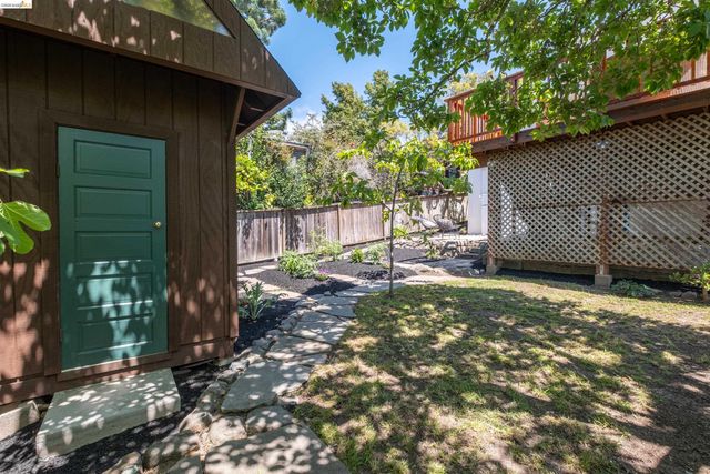 1611 Rose St, Berkeley, CA 94703