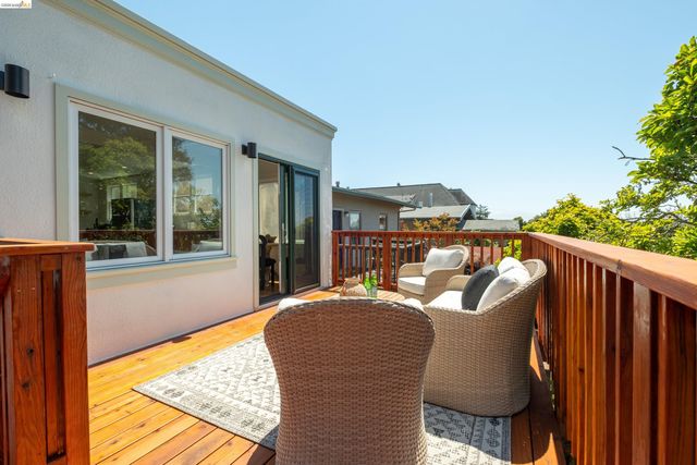 1611 Rose St, Berkeley, CA 94703