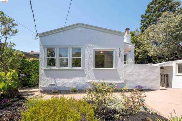 1611 Rose St, Berkeley, CA 94703