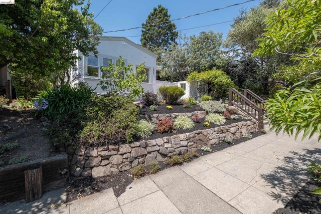 1611 Rose St, Berkeley, CA 94703