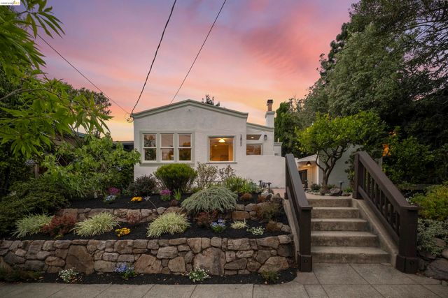 1611 Rose St, Berkeley, CA 94703