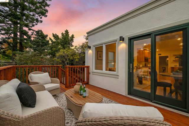 1611 Rose St, Berkeley, CA 94703