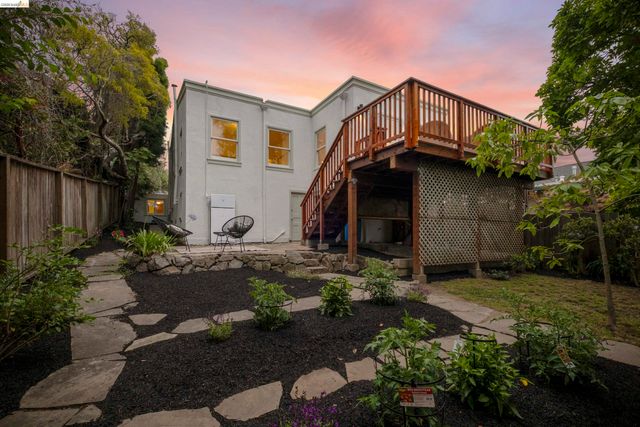 1611 Rose St, Berkeley, CA 94703