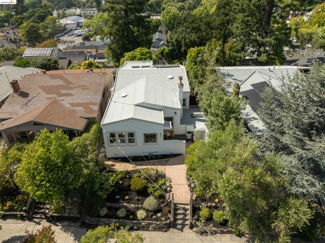 1611 Rose St, Berkeley, CA 94703