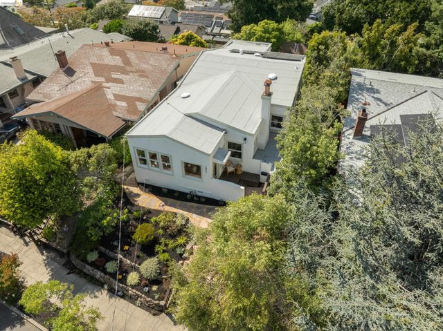 1611 Rose St, Berkeley, CA 94703