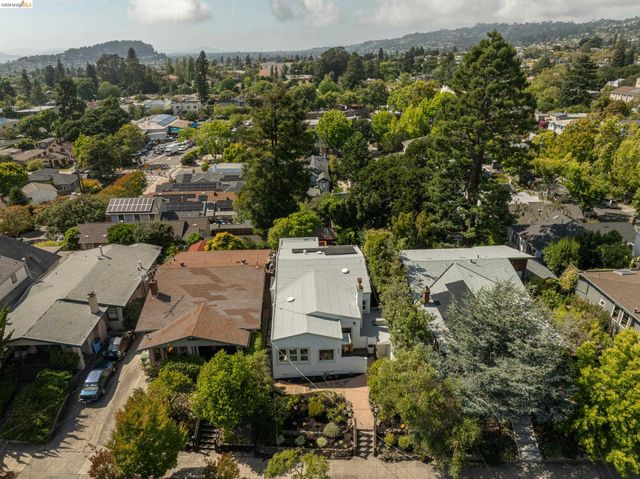 1611 Rose St, Berkeley, CA 94703