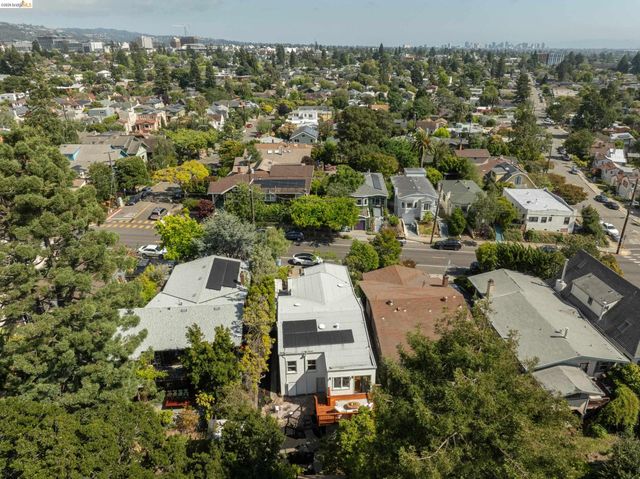 1611 Rose St, Berkeley, CA 94703