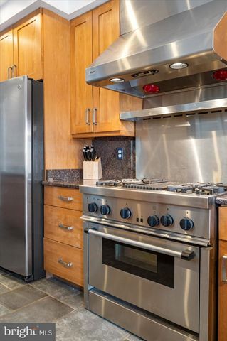 2125 CAMBRIDGE, Baltimore, MD 21231