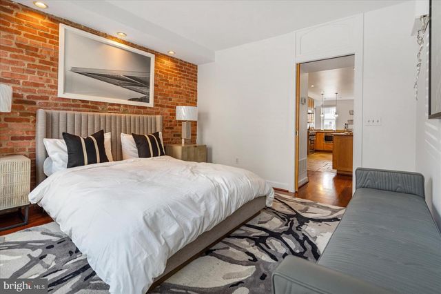 2125 CAMBRIDGE, Baltimore, MD 21231