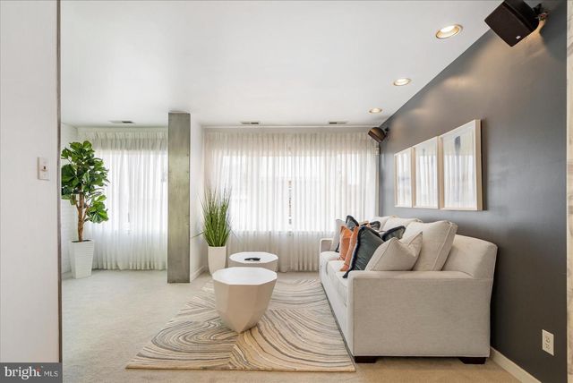 2125 CAMBRIDGE, Baltimore, MD 21231