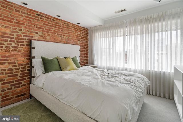 2125 CAMBRIDGE, Baltimore, MD 21231