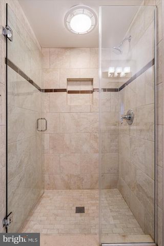 2125 CAMBRIDGE, Baltimore, MD 21231