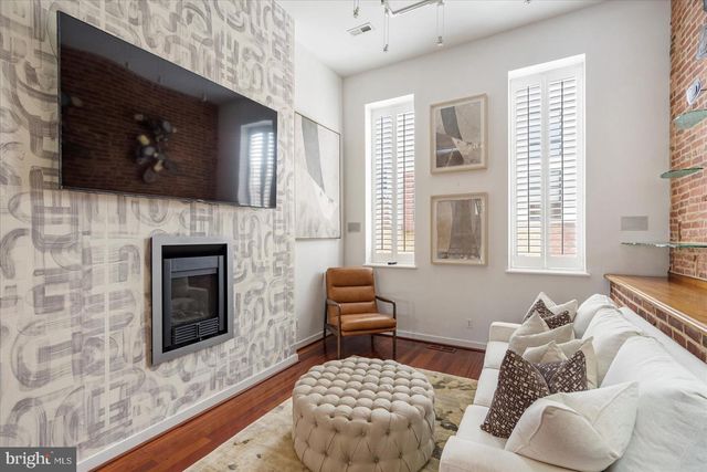 2125 CAMBRIDGE, Baltimore, MD 21231