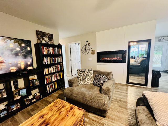 318 Molino Rd, Fayetteville, TN 37334