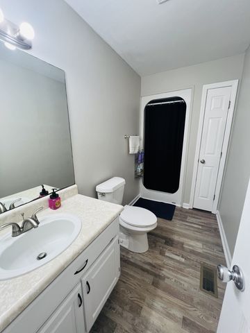 318 Molino Rd, Fayetteville, TN 37334