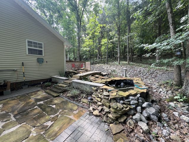 318 Molino Rd, Fayetteville, TN 37334