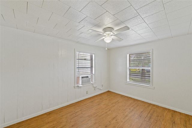 6201 Park Avenue, Texas City, TX 77591