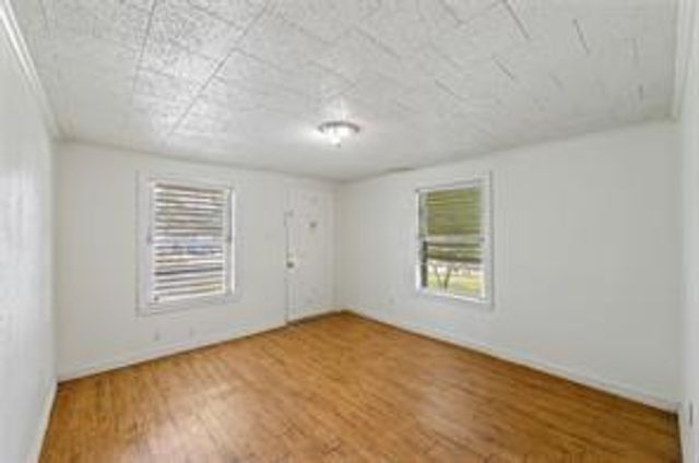6201 Park Avenue, Texas City, TX 77591
