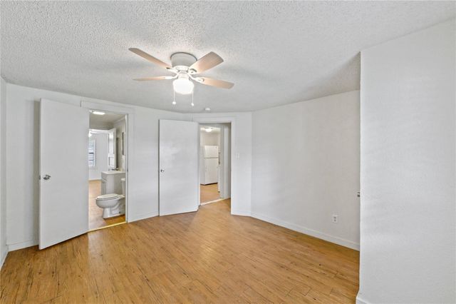 6201 Park Avenue, Texas City, TX 77591