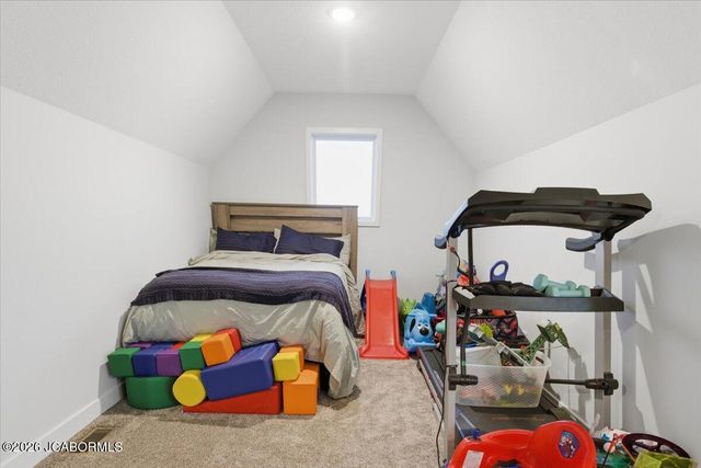 19055 S OLD HWY 63, Hartsburg, MO 65039