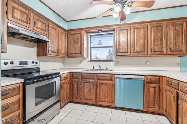 107 Oak Street, Arkoma, OK 74901