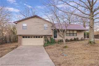 107 Oak Street, Arkoma, OK 74901