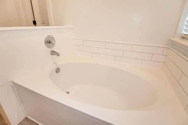 2904 Julie Ann Drive, Pearland, TX 77584