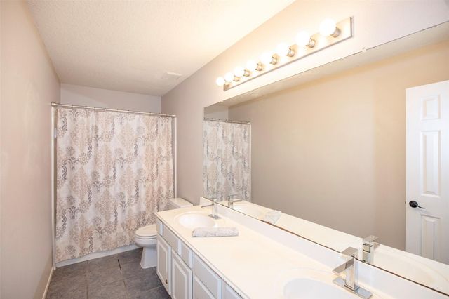 2904 Julie Ann Drive, Pearland, TX 77584