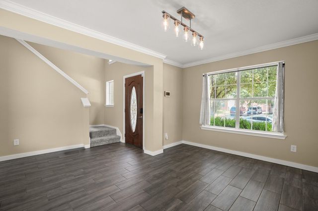 18209 Canopy LN, Manor, TX 78653