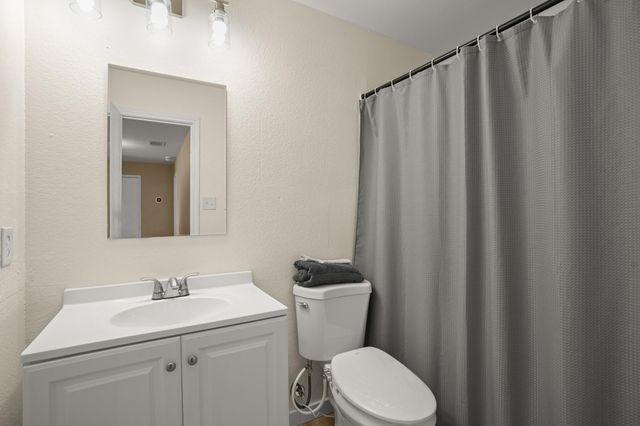 18209 Canopy LN, Manor, TX 78653