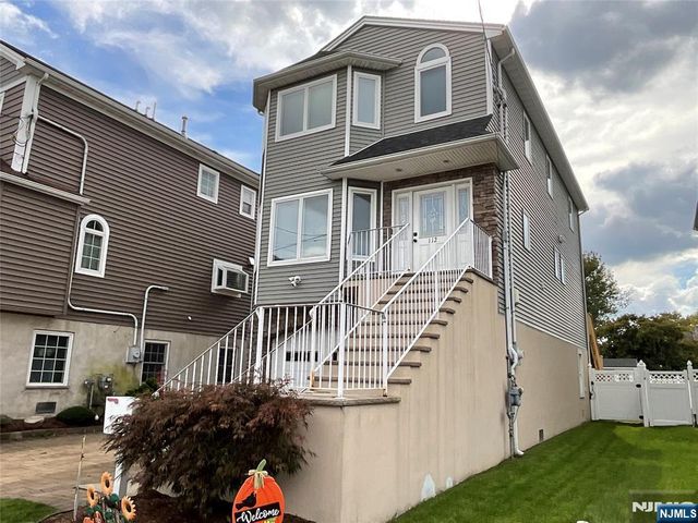 112 Tontine Avenue, Lyndhurst, NJ 07071
