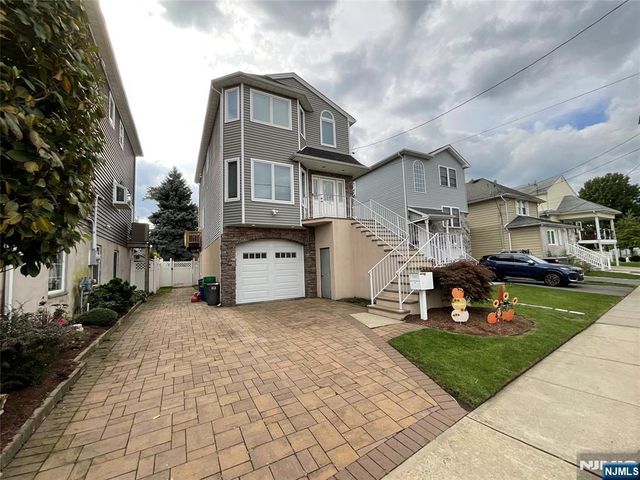 112 Tontine Avenue, Lyndhurst, NJ 07071