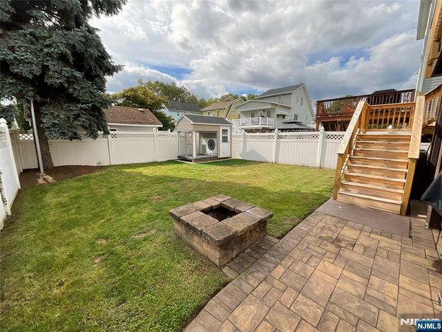 112 Tontine Avenue, Lyndhurst, NJ 07071