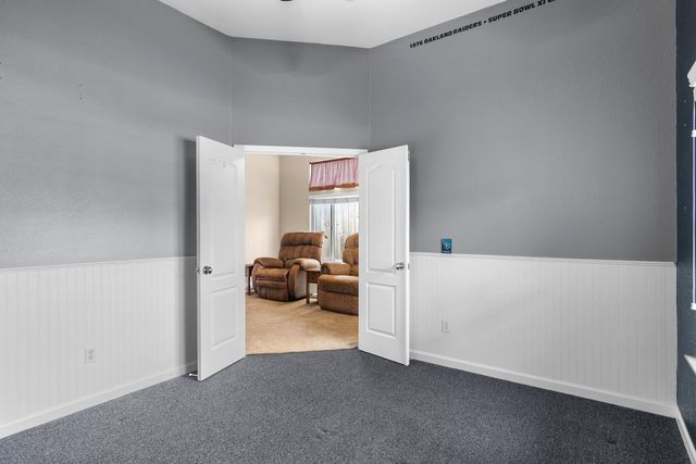 6322 Leaflet Ln, Hughson, CA 95326