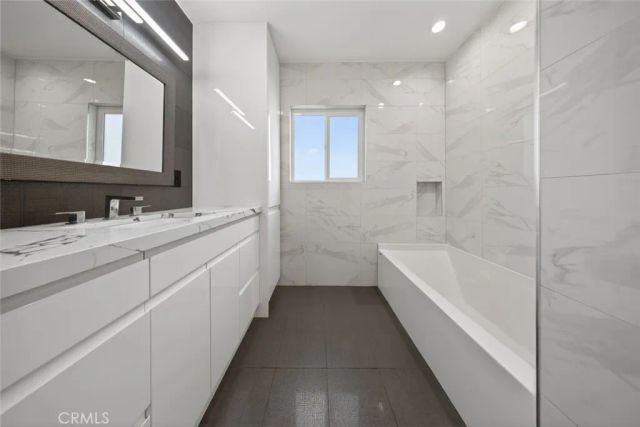 22247 De La Osa Street, Woodland Hills, CA 91364