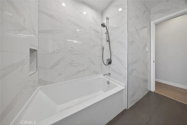 22247 De La Osa Street, Woodland Hills, CA 91364