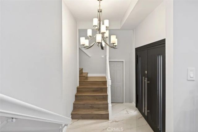 22247 De La Osa Street, Woodland Hills, CA 91364