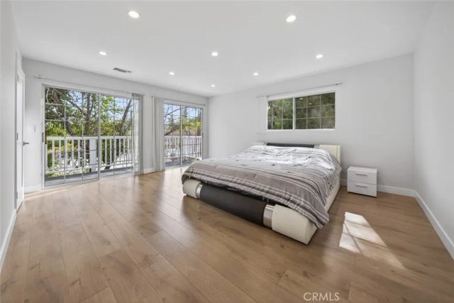 22247 De La Osa Street, Woodland Hills, CA 91364