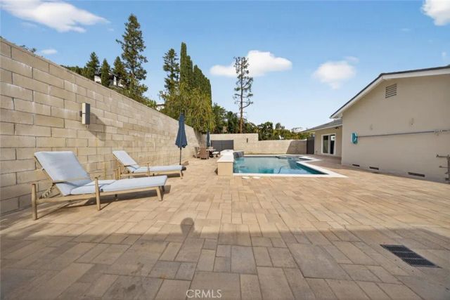22247 De La Osa Street, Woodland Hills, CA 91364