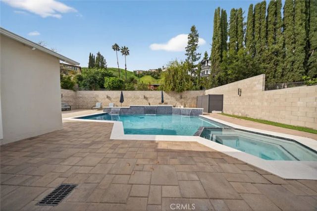 22247 De La Osa Street, Woodland Hills, CA 91364